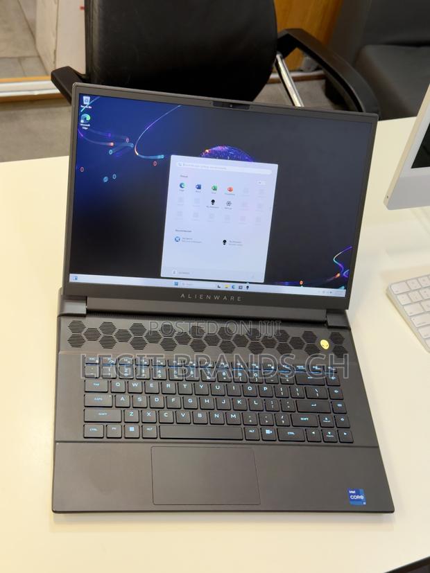 Laptop Dell Alienware M16 R1 16GB Intel Core I7 SSD 1T photo 2