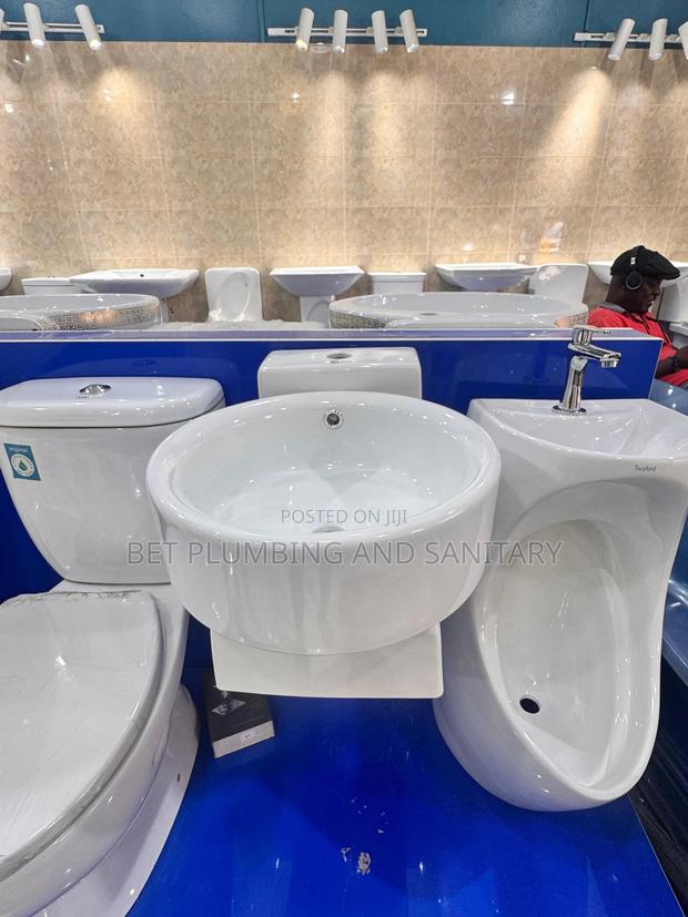 Hand Wash Basin_wall Hung Basin · Photo 4