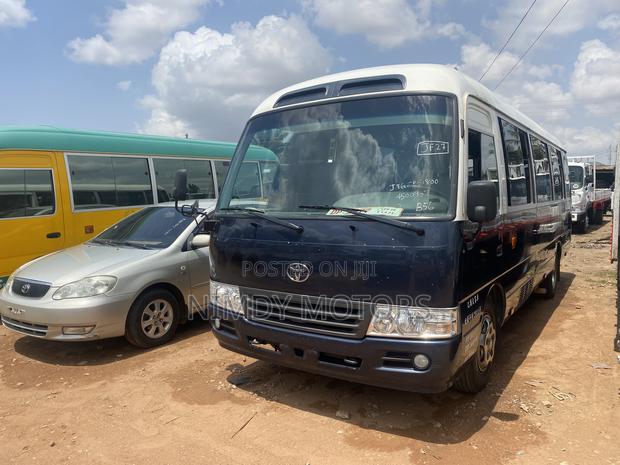 Toyota Coaster 2015 Black photo 2