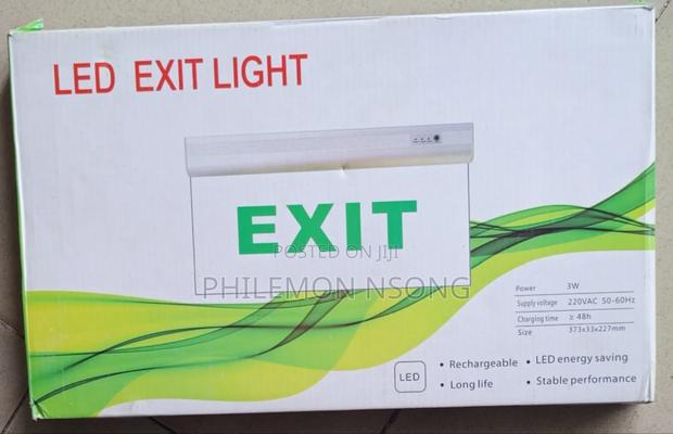 Illuminated Led Emergency Exit Sign · Photo 4