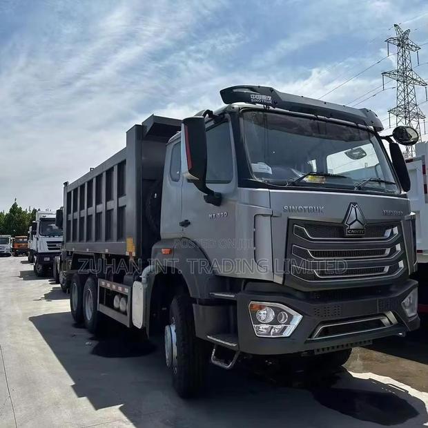 Slightly Used Howo 6.4 Dump Truck · Photo 1
