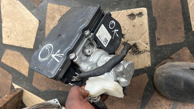 1kd Toyota Landcruiser Prado Abs Motor, Honda CRV 2018 Abs Motor photo 2