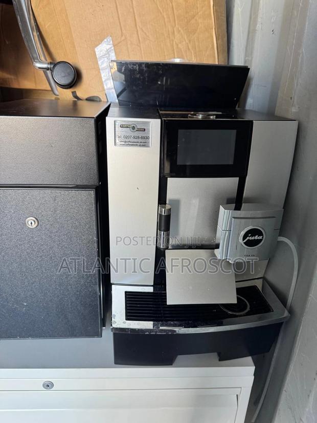 Smart Commercial Coffee Machine With Refrigerator. Giga X3c