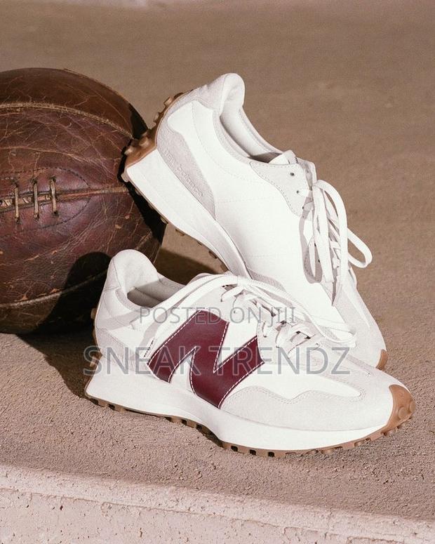 New Balance Nb 327 While Wine · Photo 3