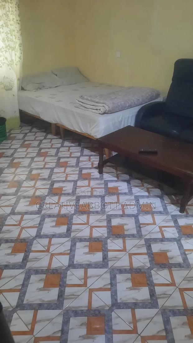 Furnished Rooms for Short Rental photo 12