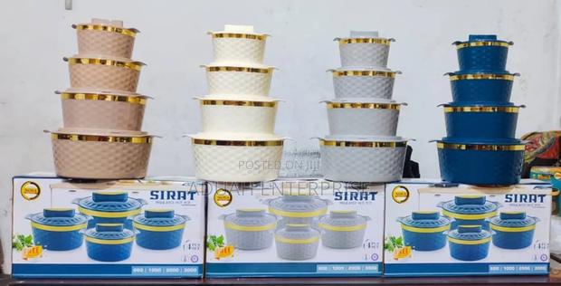 4 Set Insulated Containers