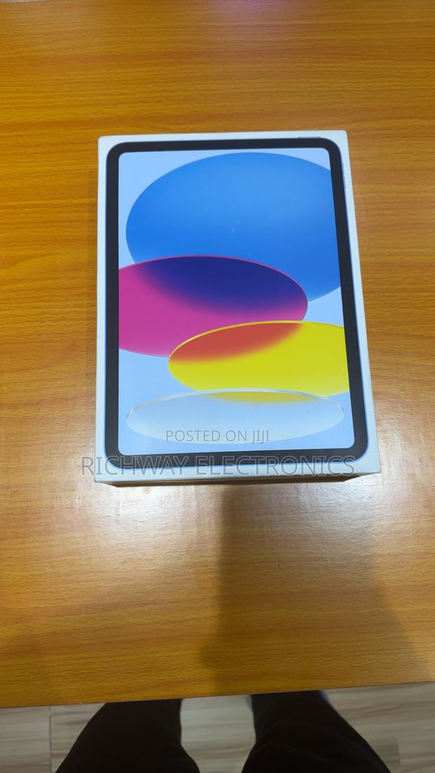 New Apple iPad (2025) 256 GB Blue