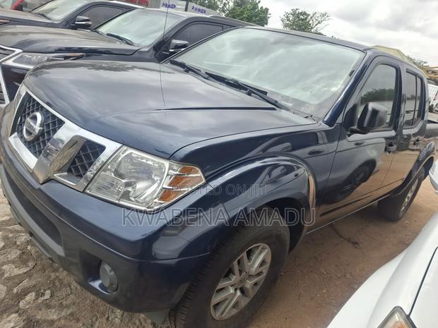 Nissan Frontier 2019 Blue