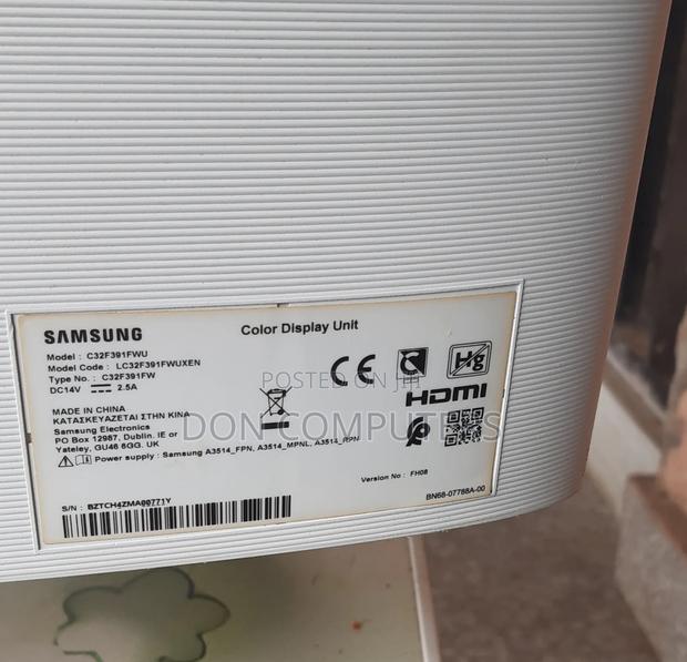 Samsung 32 Inches Curved Monitor photo 4