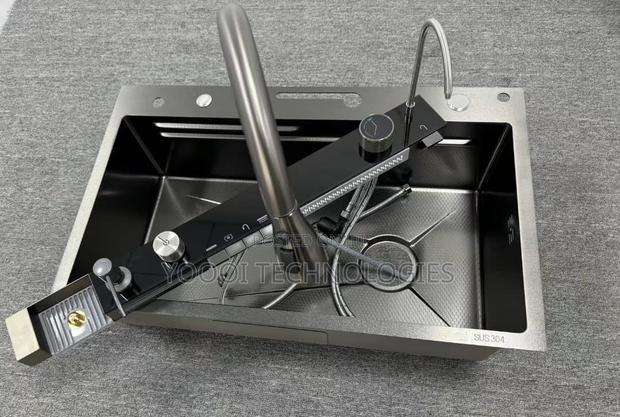 Kitchen Sink ( Nano) Led Digital Display Waterfall photo 2