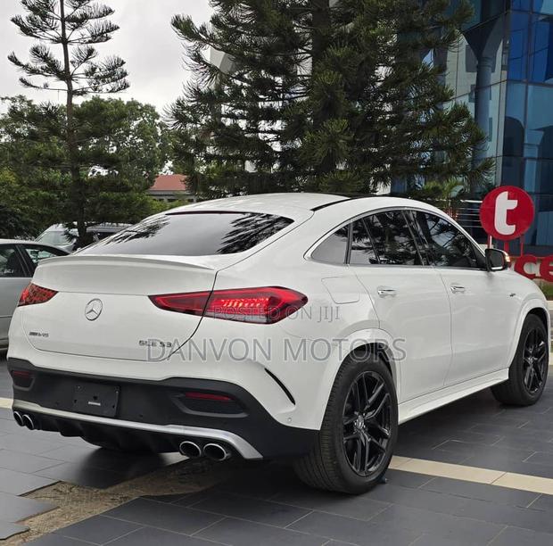 Mercedes-Benz GLE53 2023 White photo 5