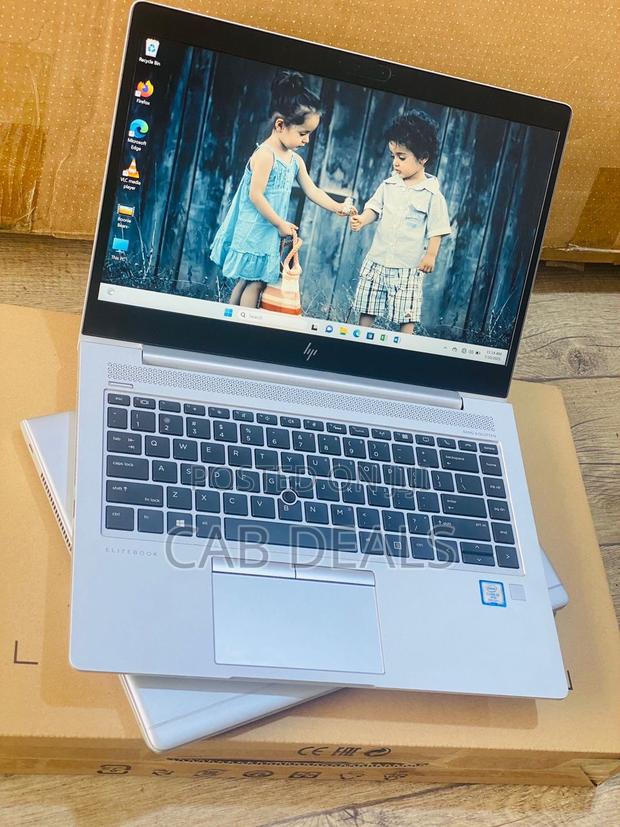 Laptop HP EliteBook 1040 G6 16GB Intel Core I7 SSD 512GB photo 3