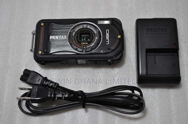 Pentax W90 Black 12.1mp Waterproof Digital Camera 5x Wide Angle Zoom