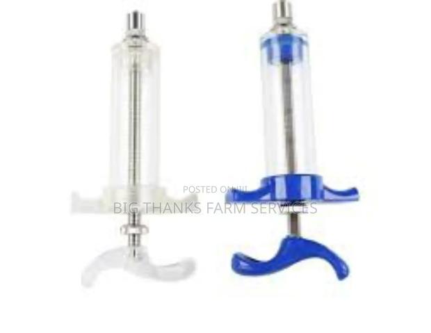 Automatic Syringe,Varying Sizes · Photo 4