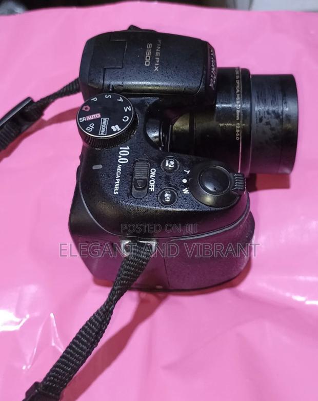 Fujifilm Camera 10mp Shoot Both Video and Pictures, Uses Aa Batteries photo 2