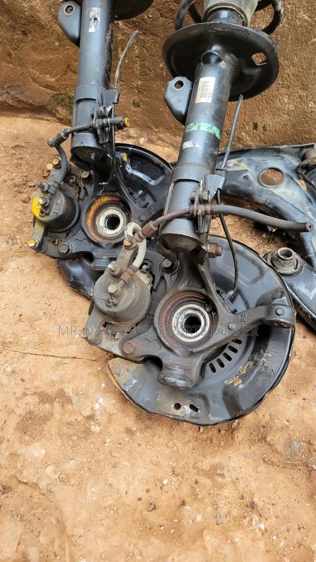Toyota Vitz, Yaris, Belta Front Hub photo 2