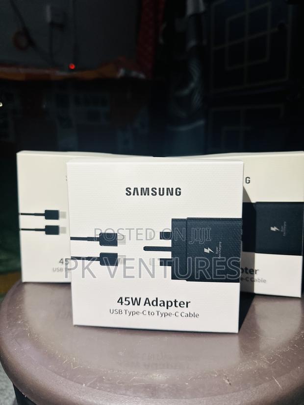 45w Type C to C Adapter · Photo 4
