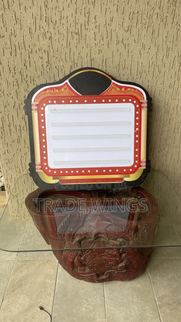 1 Used Led Letter Bottle Presenter for Sale photo 3