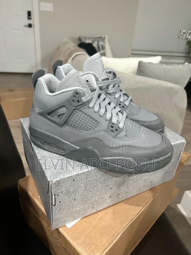 Air Jordan 4 "Wet Cement" Sneakers · Photo 4