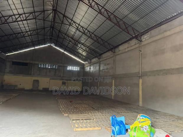 Warehouse for Rent · Photo 3