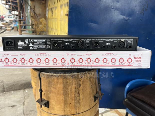 DBX 166xl Compressor · Photo 4