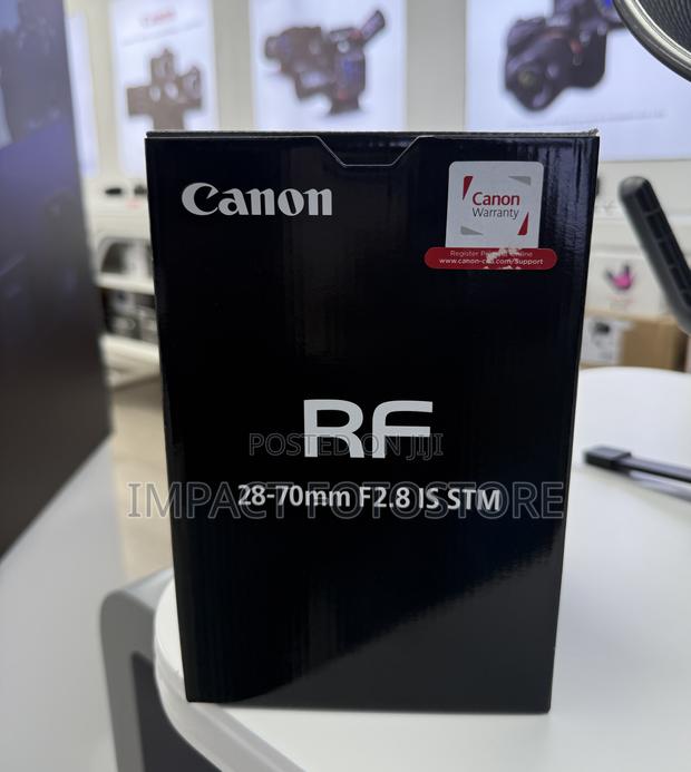 Canon Rf 28-70mm F/2.8 Is Stm Lens (Canon Rf) · Photo 2