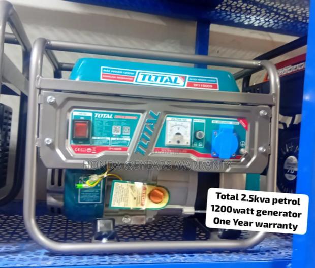 Clean and Stable Total 2.5kva 1200watt Petrol Generator · Photo 2