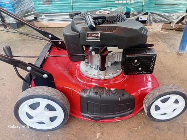 Effortless Mowers Lawn Mowers · Photo 3