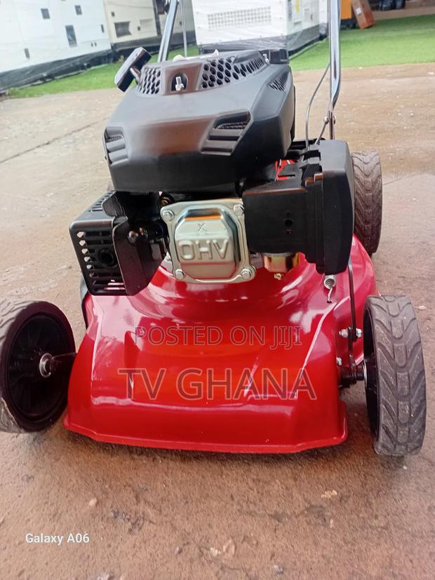 Powerful Mowers Smooth Operation Ecoolmax Pertol Mower Ecoolmax · Photo 2