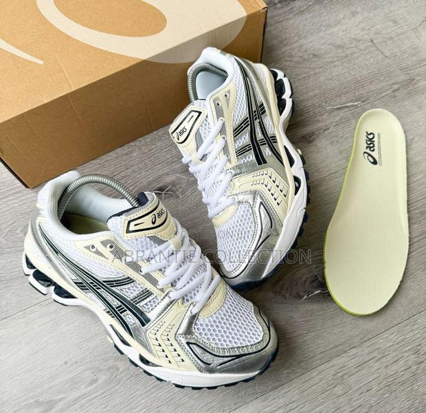 Ascis Gel Kayano Midnight Trainer · Photo 3