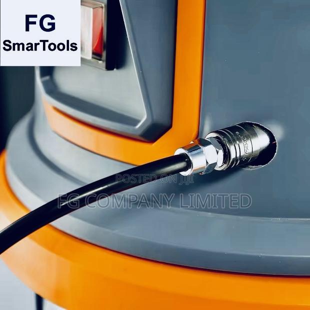 Vacuum Cleaner and Sofa / Carpet Extraction Cleaner 35l photo 4