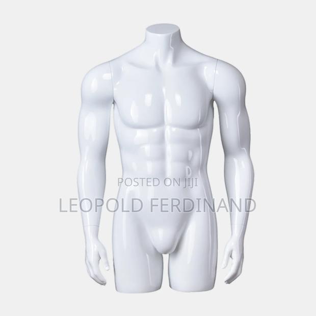Male Thorso Mannequin · Photo 3