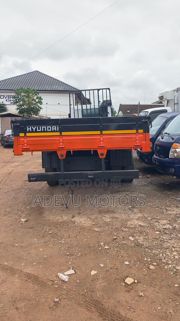Hyundai Gold Truck 5 Axle photo 4