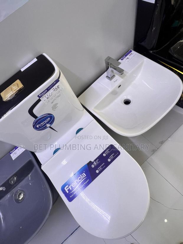 Water Closet(Wc)With Combined Hunging Hand_wash Basin Complete · Photo 4