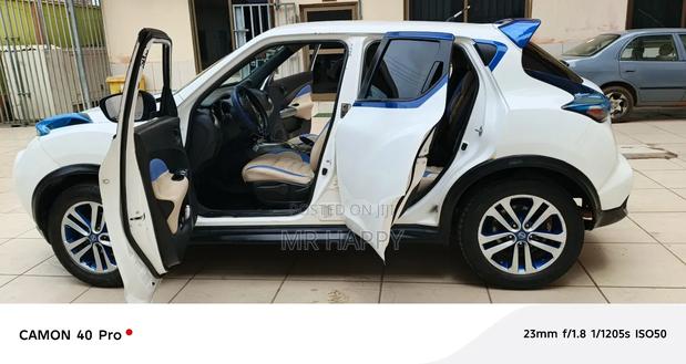 Nissan Juke 2015 White photo 6