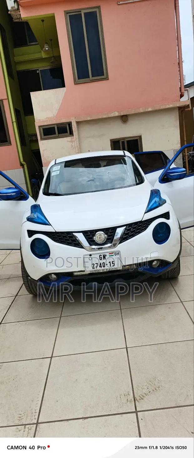 Nissan Juke 2015 White photo 2