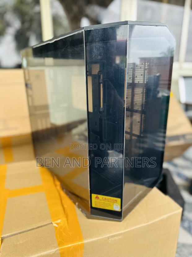 Msi Mag Pano 100l Pz Gaming Computer Case · Photo 4