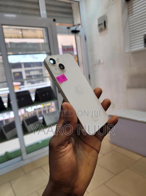 Apple iPhone 13 128 GB White photo 2