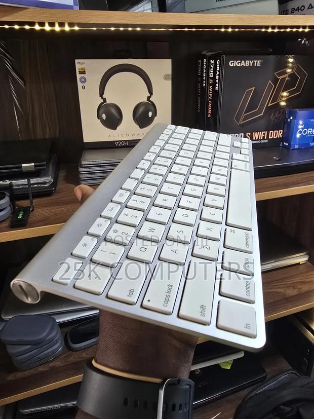 Apple Magic Keyboard 1 photo 2