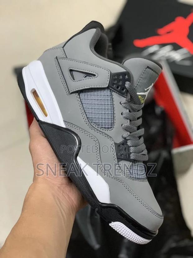 Air Jordan R4 Org Cool Grey · Photo 3