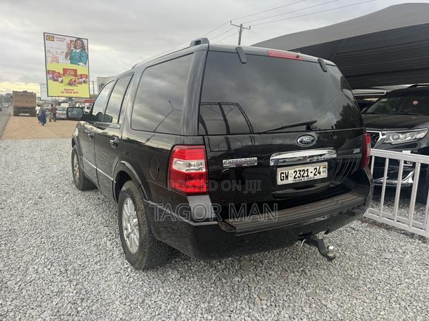 Ford Expedition 2025 Black