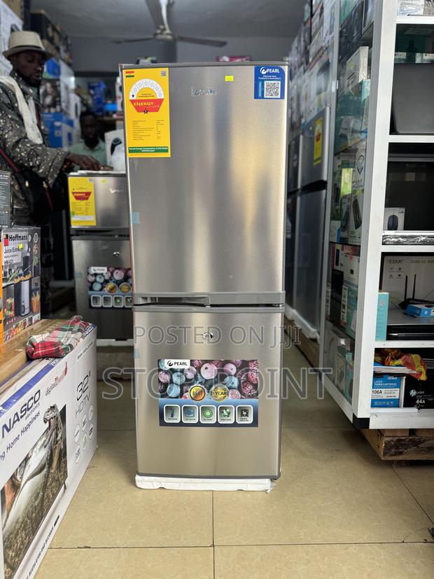 125 LTR Bottom Freezer Referigerator photo 2