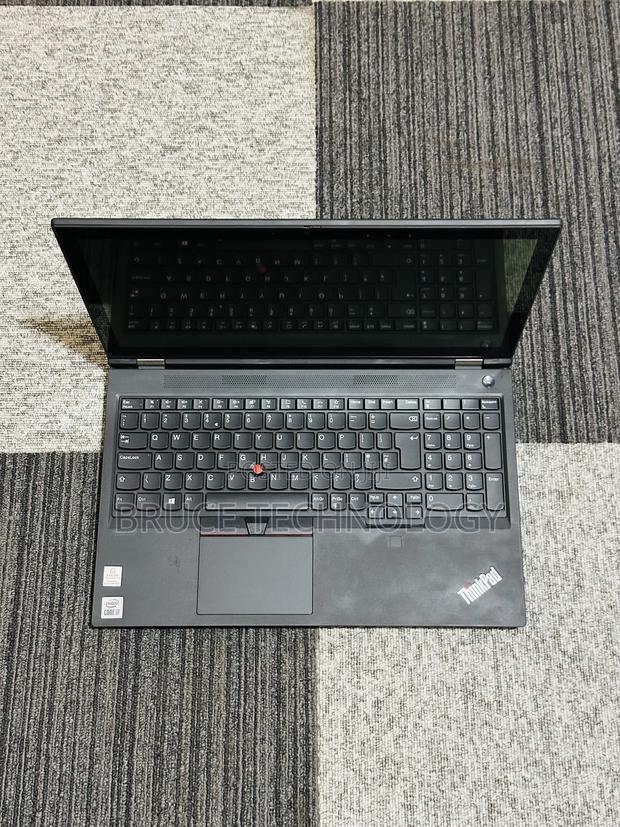 Laptop Lenovo Thinkpad P15s 32GB Intel Core i7 SSD 512GB photo 2
