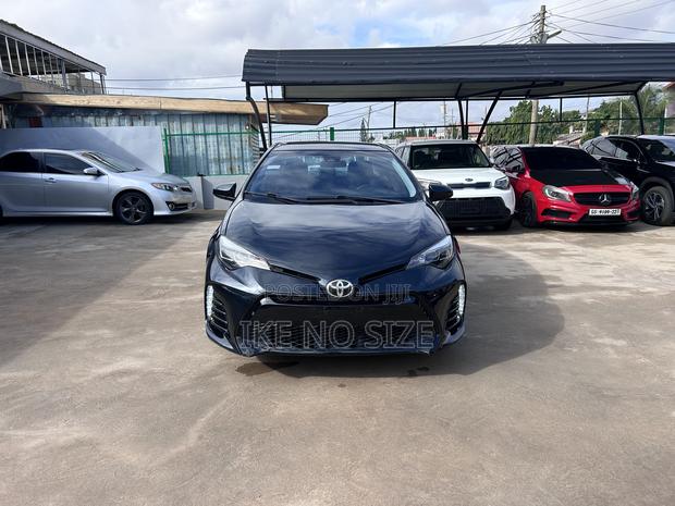 Toyota Corolla 2017 Black