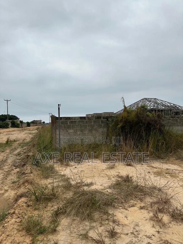Authentic!! Well Planned Full Plots at Prampram Beach Road · Photo 4