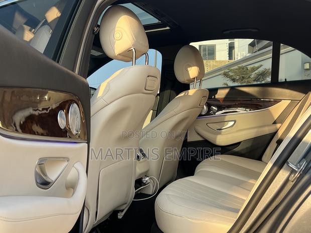 Mercedes-Benz E300 2018 Gray