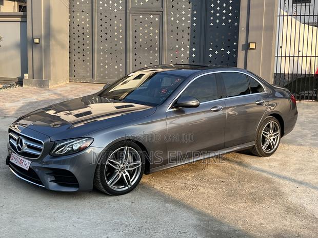 Mercedes-Benz E300 2018 Gray