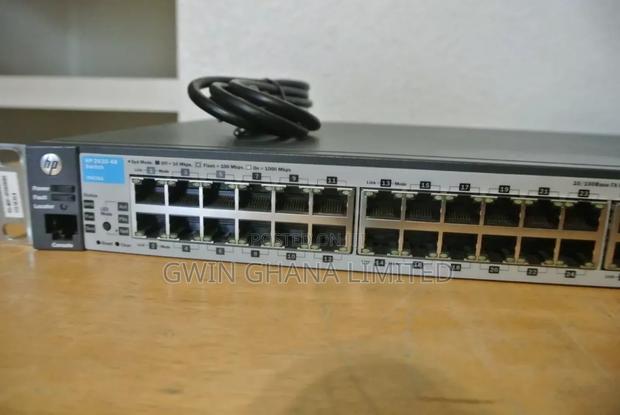 Hp 2620-48 J9626a 48 Port Managed L4 Fast Ethernet Switch 2x SFP · Photo 4