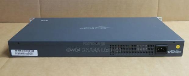 Hp Procurve 2510-24 24x 10/100 Rj45 + 2x Combo SFP/Rj45 Switch J9019b · Photo 4