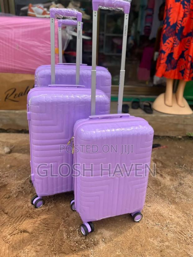3pcs Unbreakable Suitcase · Photo 3